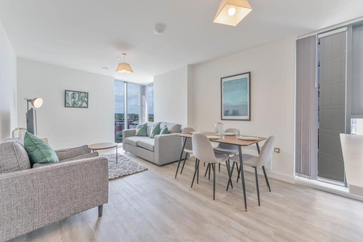 Stunning 2 Bed Apartment In Central Birmingam Exterior foto
