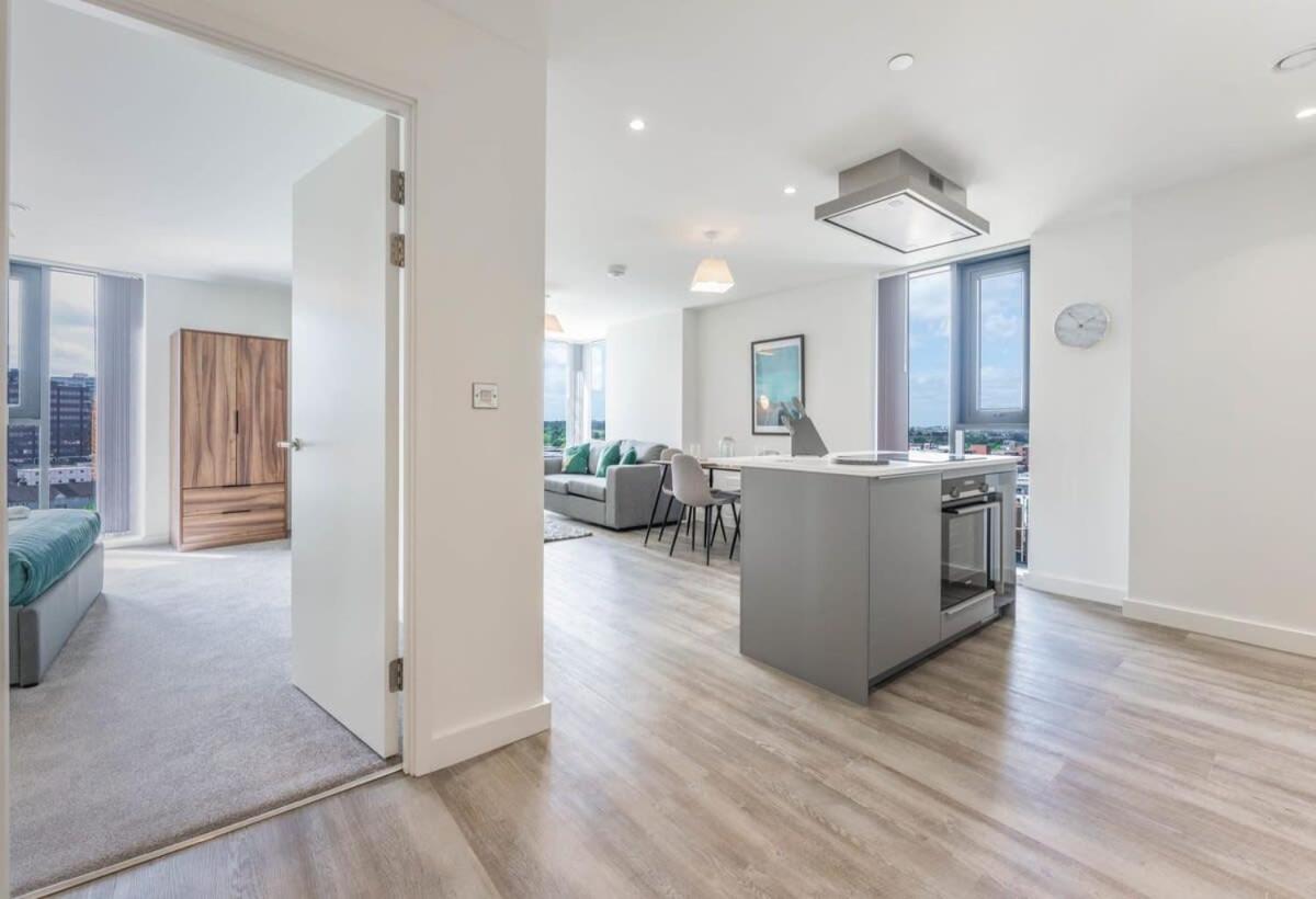 Stunning 2 Bed Apartment In Central Birmingam Exterior foto
